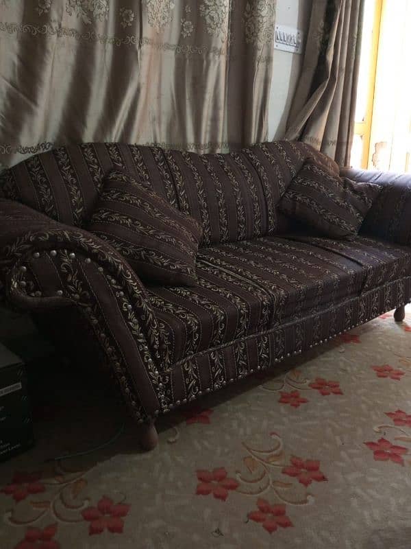 sofa for sell 1