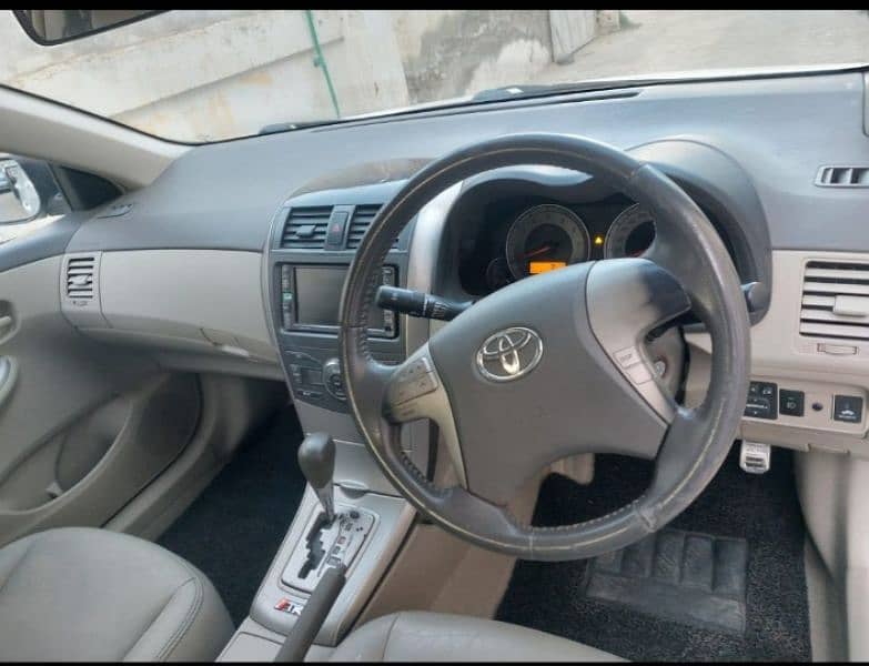 Toyota Corolla Altis 2008 4