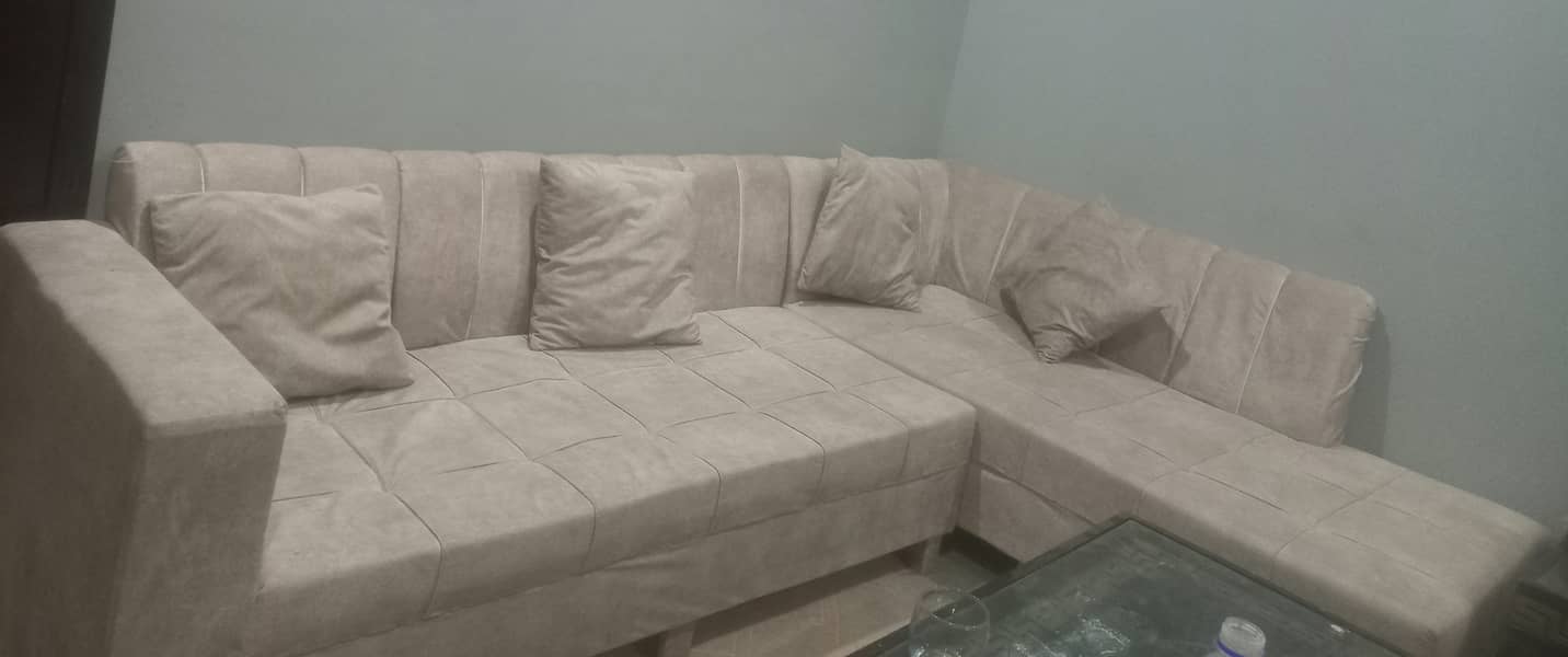 L-shaped sofa with  same couch(grey colour) 3