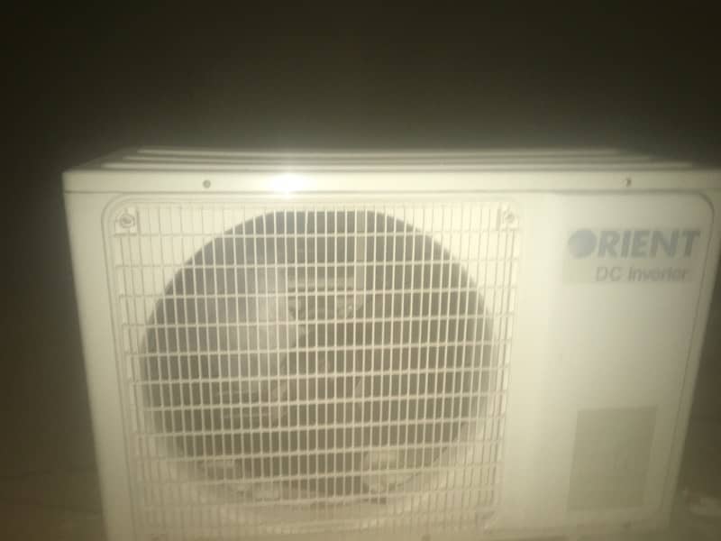 AC for sale in Good condition 8