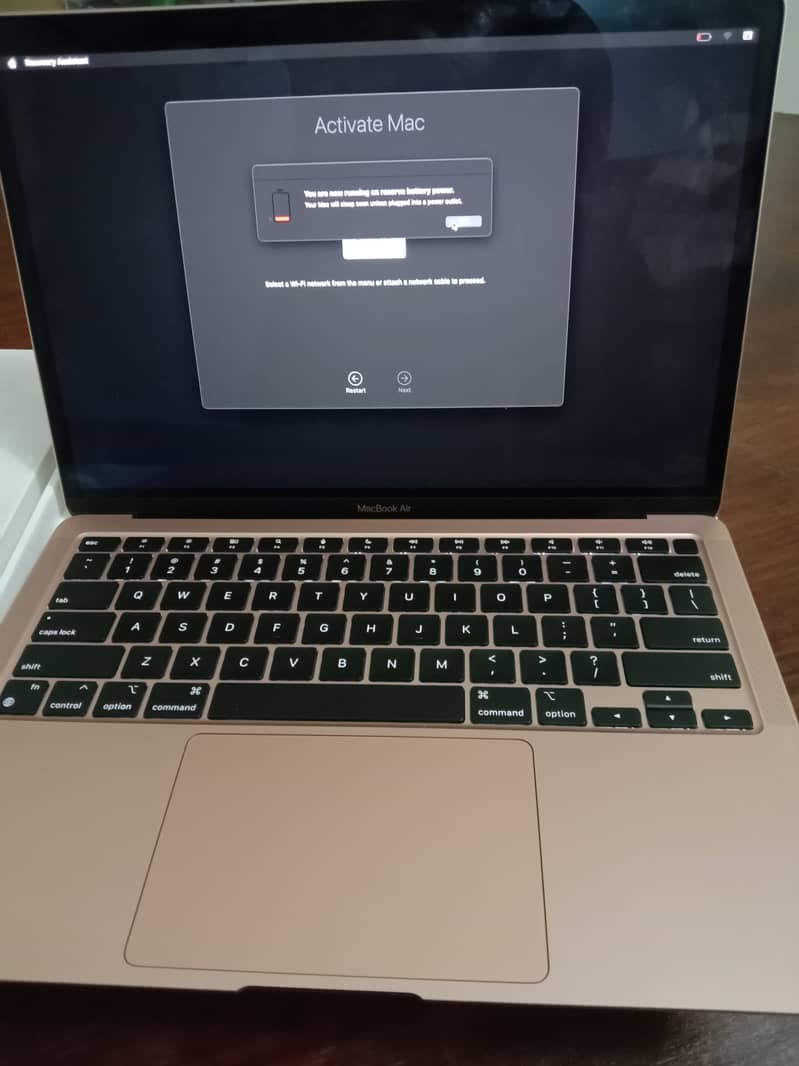 MacBook air 2020 8/256 13 inch 5