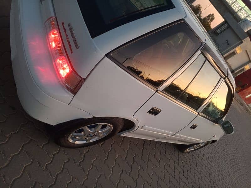 Suzuki Cultus VXL 2016 3