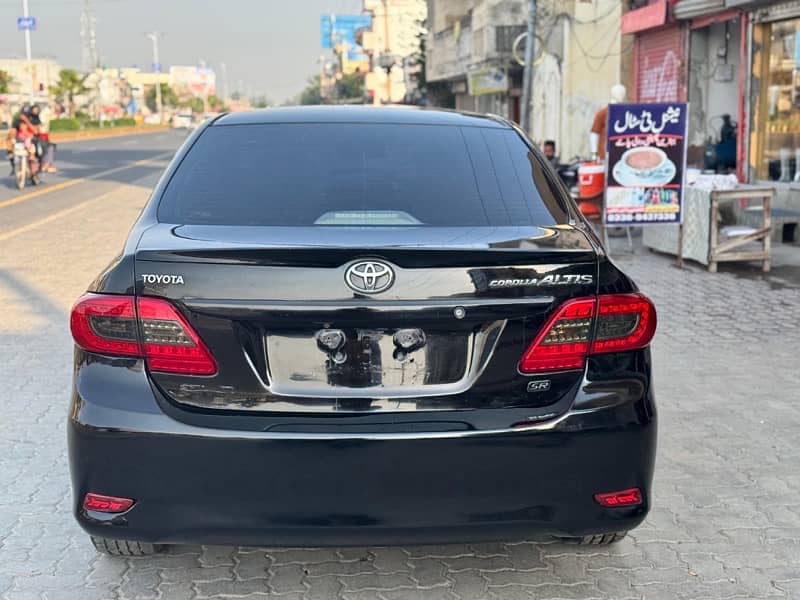 Toyota Corolla Altis 2010 sr 1.8 2