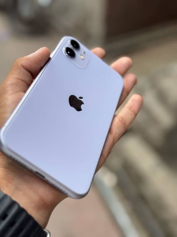 iPhone 11 64 gb 3