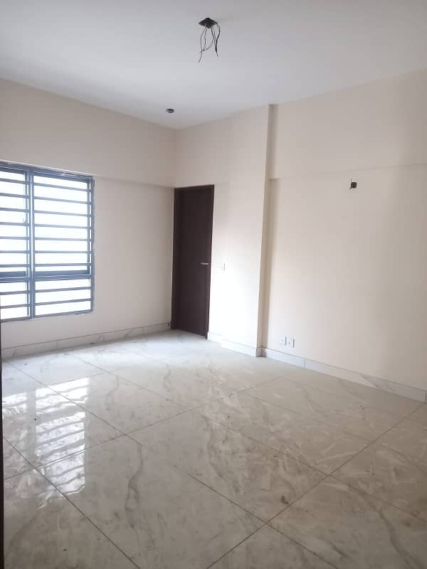 3 BED DD UPPER PORTION WITH ROOF FOR RENT IN GULSHAN E IQBAL BLOCK 13 6