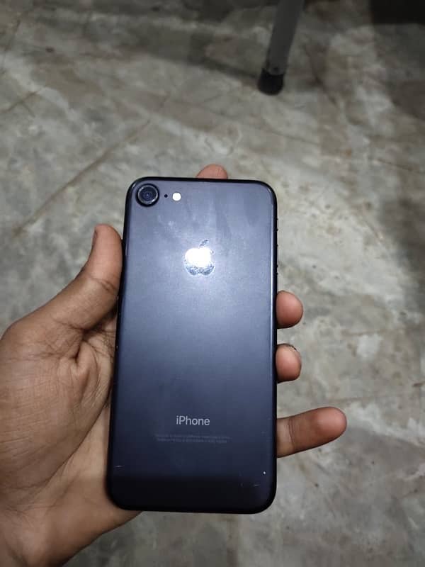 iPhone 7 32gb pta approved 3