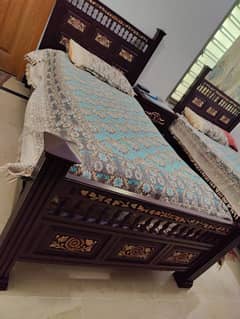 Chinioti single beds complete set almost new 0