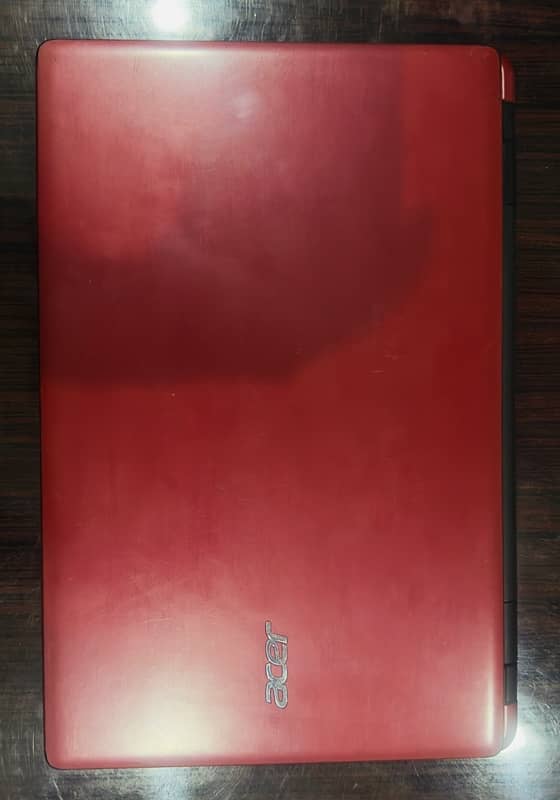 Acer Aspire Laptop E5-571 Core i3 4005U 4