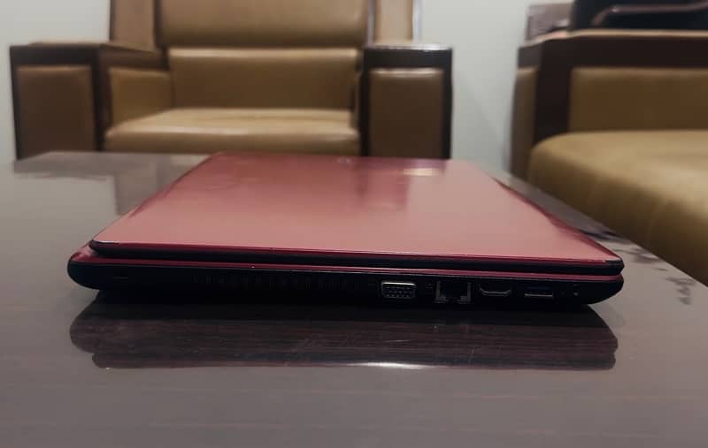 Acer Aspire Laptop E5-571 Core i3 4005U 5