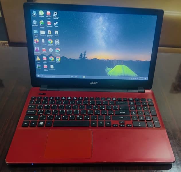 Acer Aspire Laptop E5-571 Core i3 4005U 7