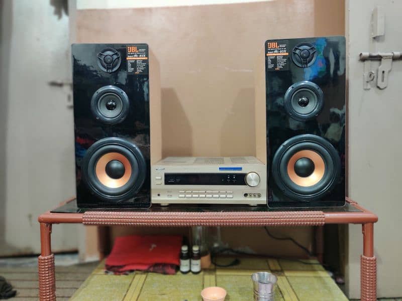 pioneer DTS  amplifier 110v VSA-D5 with 8 inch  woofer speaker 1