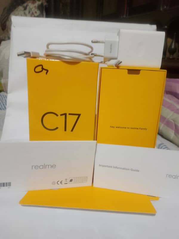 REALME C17 MOBILE PHONE 6GB/128GB BRAND NEW SCRATCH LESS 15