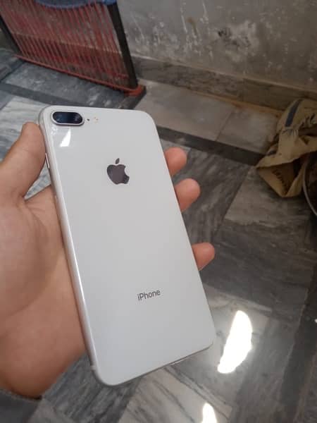 iPhone 8+ pta approved 0