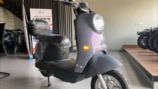 Electric scooty