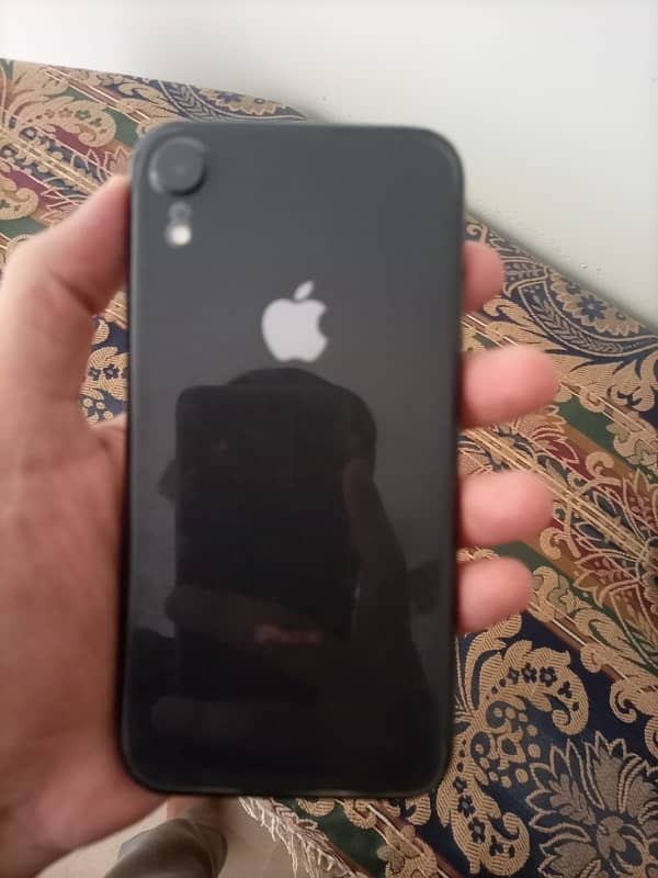 iPhone XR 5