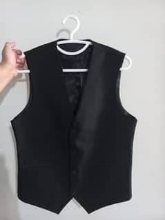 WAIST COAT FOR MEN SIZE MEDIUM