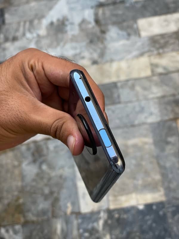 Huawei Y9a with box 4