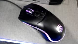 Best yilma qs-301 mouse only 1,300Rs contact me on 03352718470