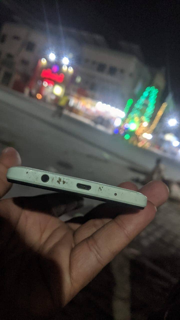 Redmi A2+ 3