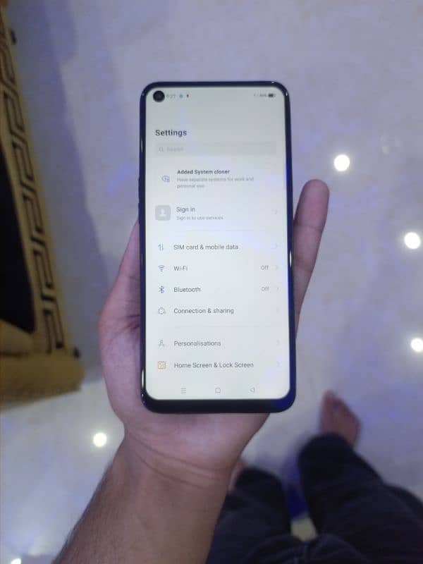 Realme 6 128/8GB Ram with box for sale 11