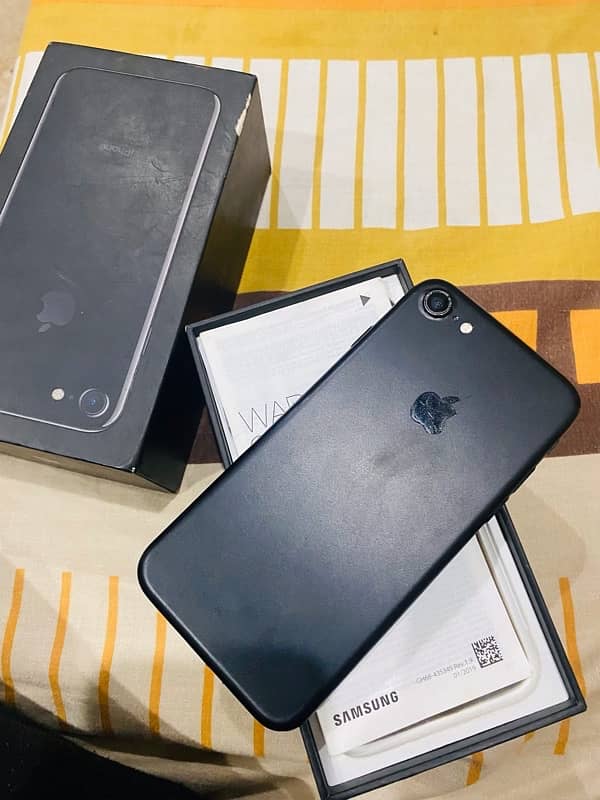 iPhone 7 pta 128 gb with box 11