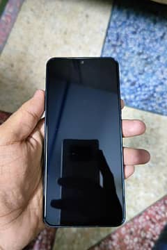 LG v60