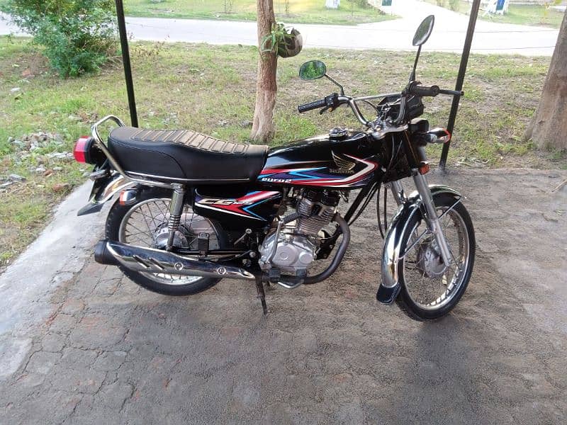 Honda 125 Black Color 3