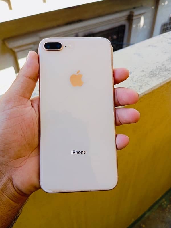 IPhone 8 Plus 0