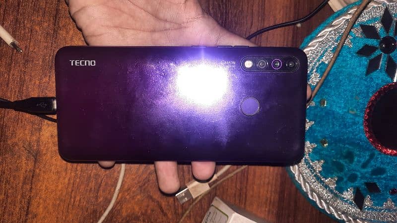 tecno camon 12 air 4GB ram 64GB glass tota h mobile ka 3