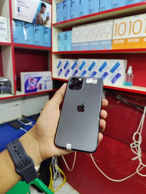 iphone 11 urgent sale 3