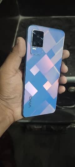 vivo v21e with box charger