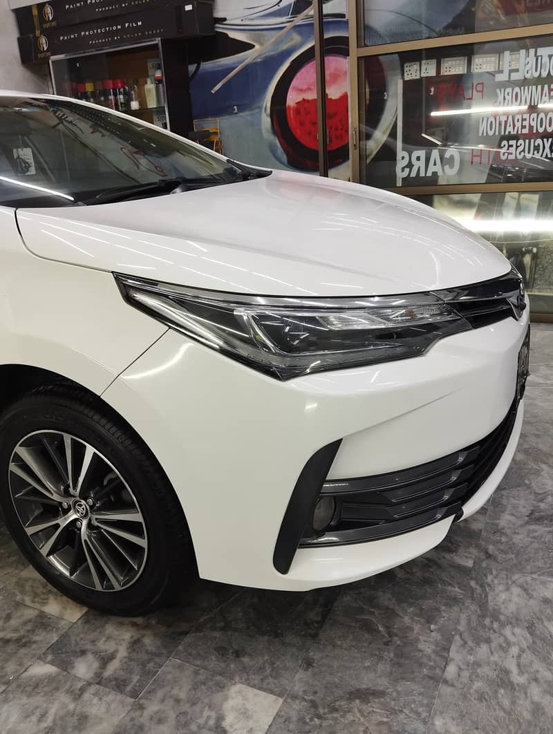 Toyota Corolla Altis  Grande Cvti 2017 10