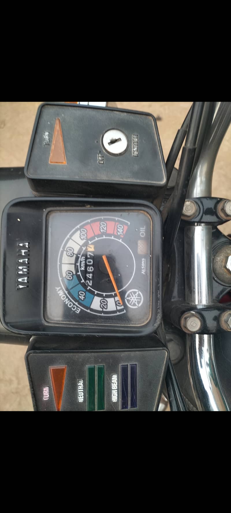 Yamaha YBR 125 2009 9