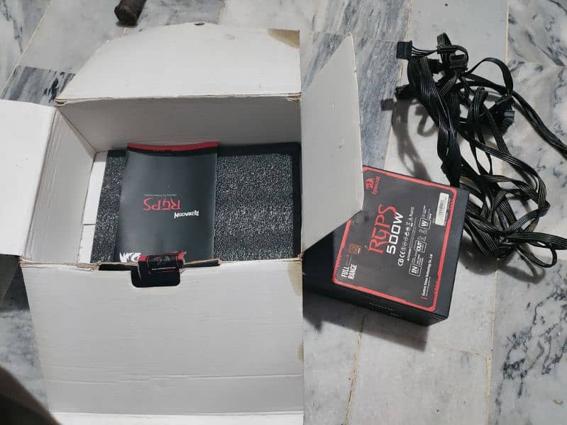 Reddragon 500w sealed Power supply with box 3