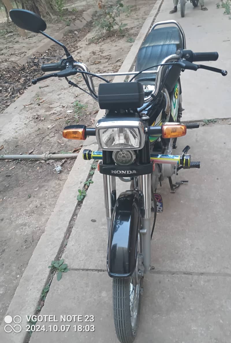 Honda CD 70 2023 2