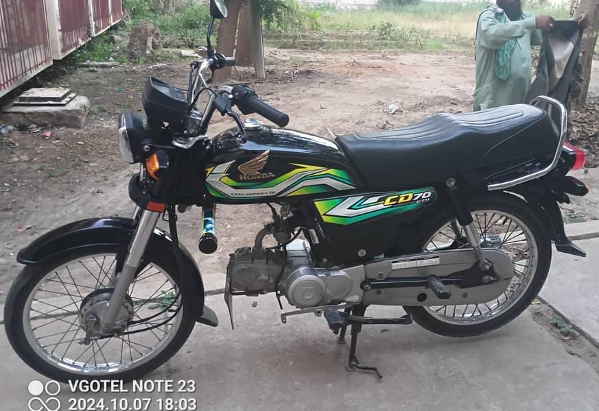 Honda CD 70 2023 4