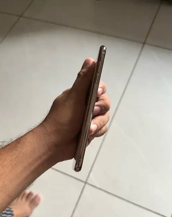 IPHONE XS MAX 512 GB PTA APPROVED 3