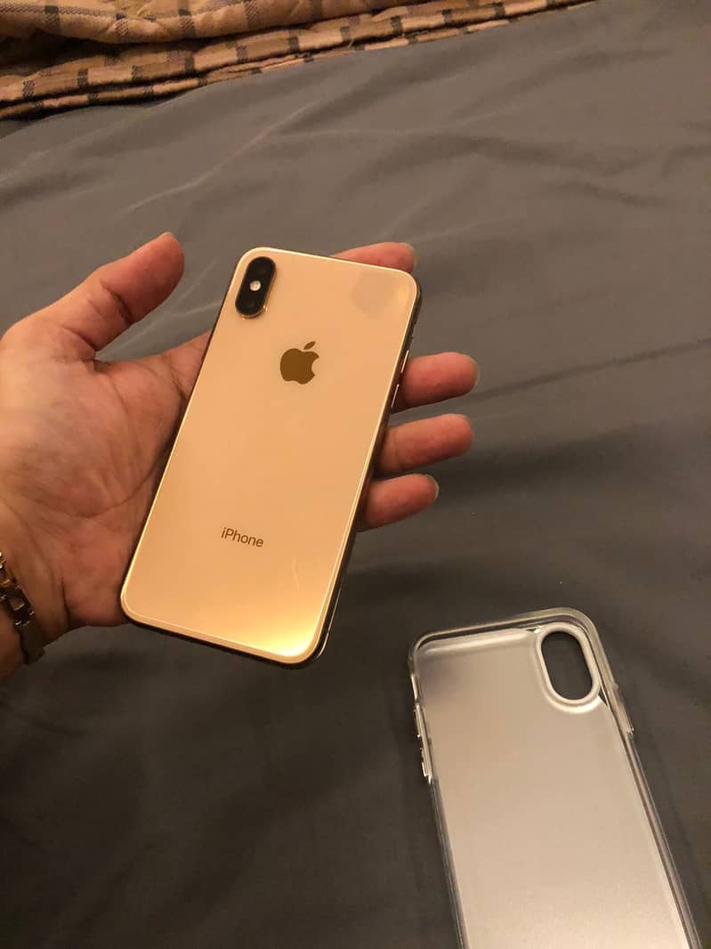 iphone xs 1