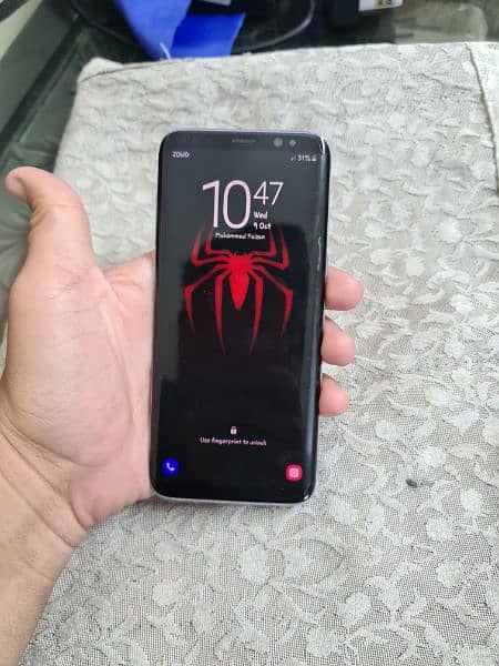 i am selling samsung galaxy s8 5