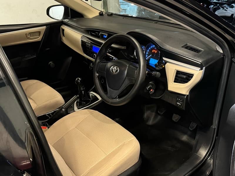 Toyota Corolla XLI 2016 10