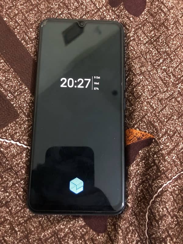 vivo v20Se 8/128  in display fingerprint  only box sath hi 3