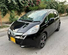 Honda Fit Hybrid 2012 registered 2015 automatic 1.3 Keyless 0