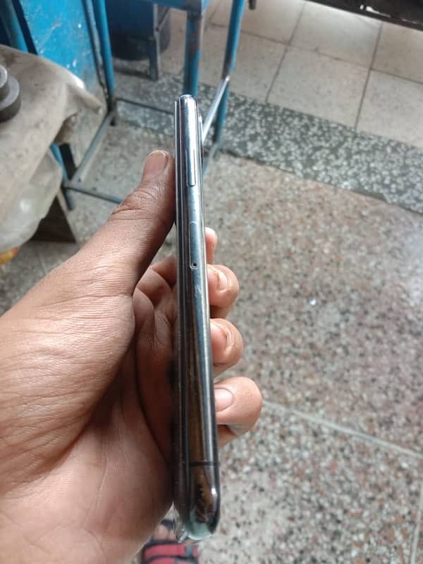 iPhone X 256 pta approved +Box exchange with iPhone 1