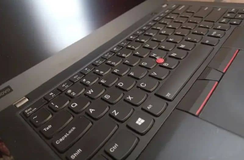 lenovo thinkpad i7 8gb ram 512memory window 10pro 4