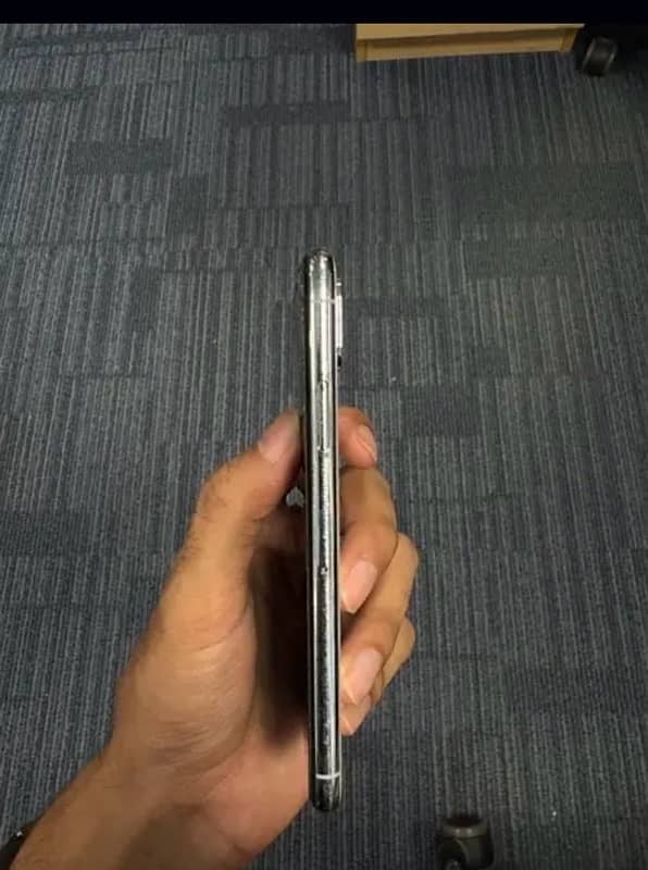 Iphone xs 64 GB. PTA aproved 3