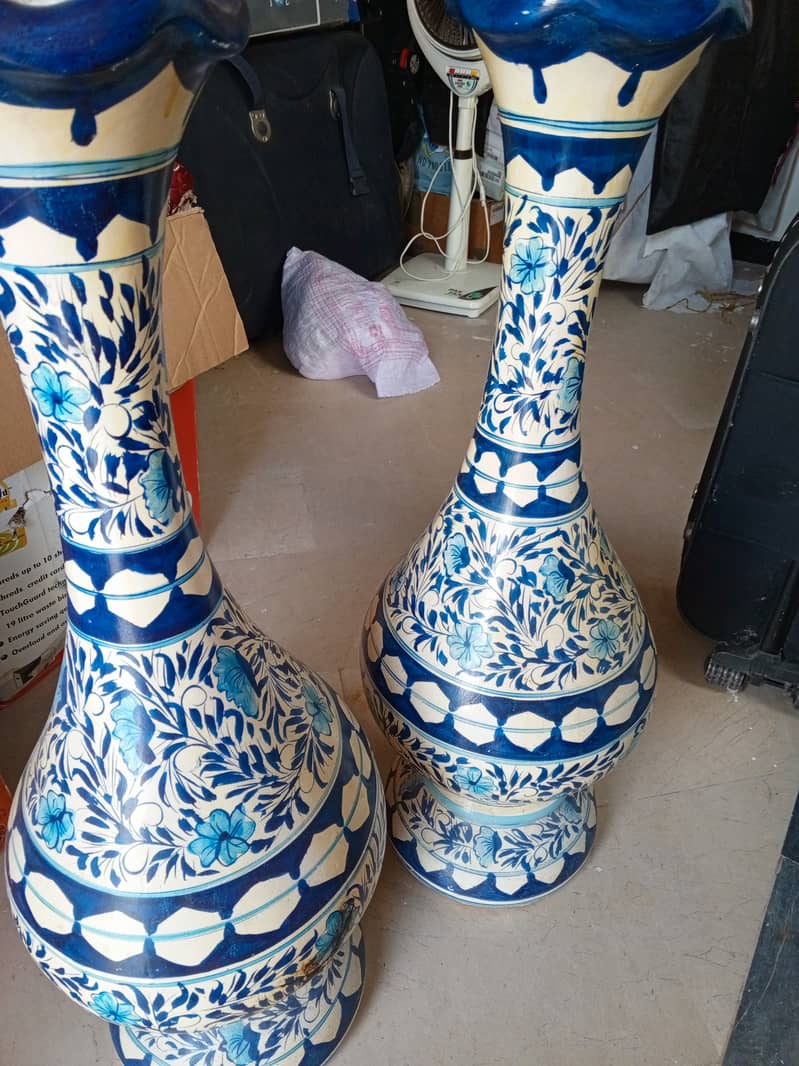 Pair of Pottery vase 3