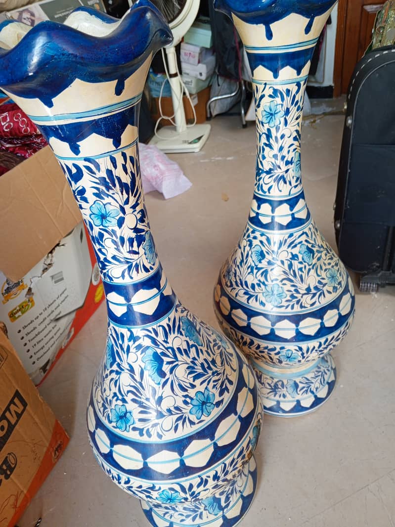 Pair of Pottery vase 5