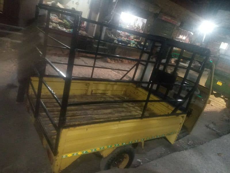 200cc Classic Auto Loader Rickshaw 5