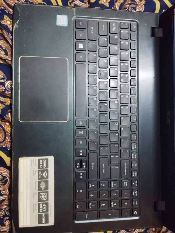 Acer Aspire E5 576 core i5 8th Gen 1