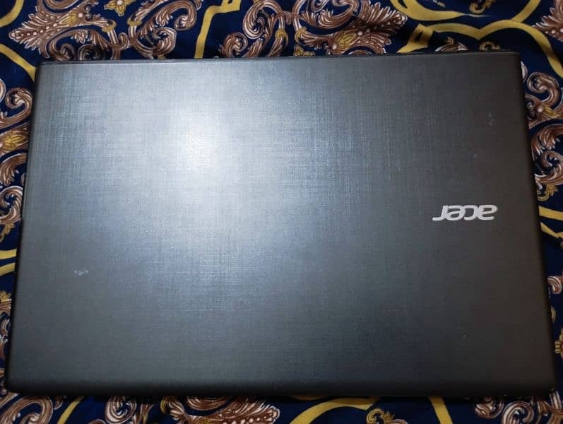 Acer Aspire E5 576 core i5 8th Gen 11